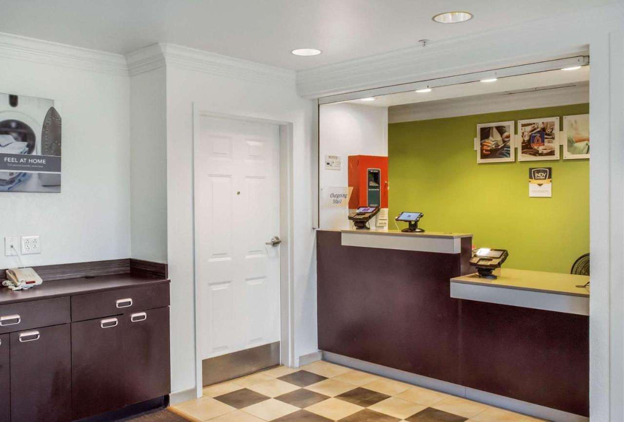 Hotel 6 Fishers, In - Indianapolis Fishers